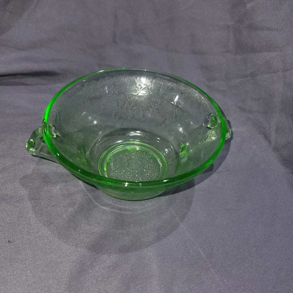 Federal Depression Glass Green Florentine Hazel Atlas Sugar Bowl Uranium